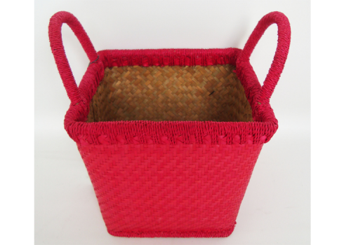 TT- 160356 Palm leaf basket, color as it is. W19 x H17/24