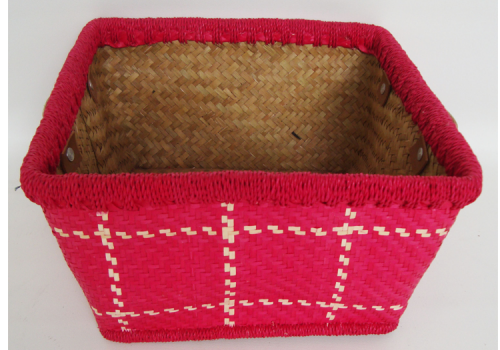 TT- 160357 Palm leaf basket, color as it is. W24 x H14