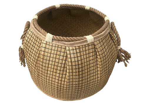 TT-190188 Seagrass basket, natural color.