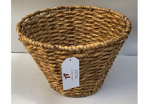 TT-190166 Water hyacinth basket.